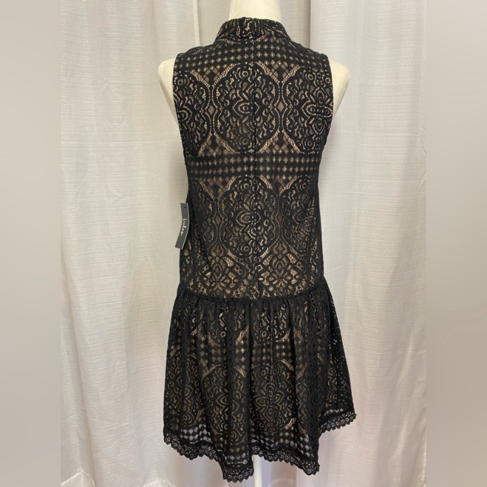 Lulu's nwt Black and nude lace sleeveless Mini Dress small - Picture 4 of 9
